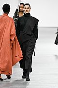2020 Fall Winter', 'Issey Miyake', 'Full Length', 'MIYAKE_WCFF20_111.JPG