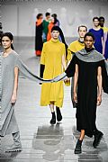 2020 Fall Winter', 'Issey Miyake', 'Full Length', 'MIYAKE_WCFF20_215.JPG