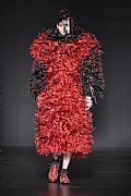 2020 Fall Winter', 'Noir Kei Ninomiya', 'Full Length', 'NINOMIYA_WCFF20_007.JPG