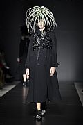 2020 Fall Winter', 'Noir Kei Ninomiya', 'Full Length', 'NINOMIYA_WCFF20_043.JPG
