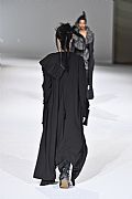 2020 Fall Winter', 'Yohji Yamamoto', 'Full Length', 'YAMAMOTO_WCFF20_014.JPG