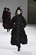 2020 Fall Winter', 'Yohji Yamamoto', 'Full Length', 'YAMAMOTO_WCFF20_056.JPG