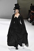 2020 Fall Winter', 'Yohji Yamamoto', 'Full Length', 'YAMAMOTO_WCFF20_102.JPG
