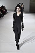2020 Fall Winter', 'Yohji Yamamoto', 'Full Length', 'YAMAMOTO_WCFF20_112.JPG