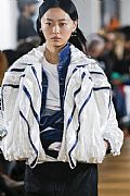 2020 Fall Winter', 'YPROJECT', 'Details', 'YPROJECT_WCDF20_102.JPG
