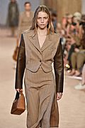2020 Fall Winter', 'Salvatore Ferragamo', 'Full Length', 'FERRAGAMO_WCFF20_025.JPG