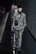 2020 Fall Winter', 'Versace', 'Full Length', 'VERSACE_WCFF20_098.JPG